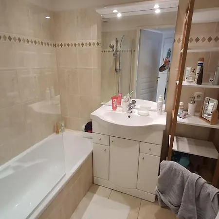 Apartamento Beautiful Apt With Terrace In Antibes