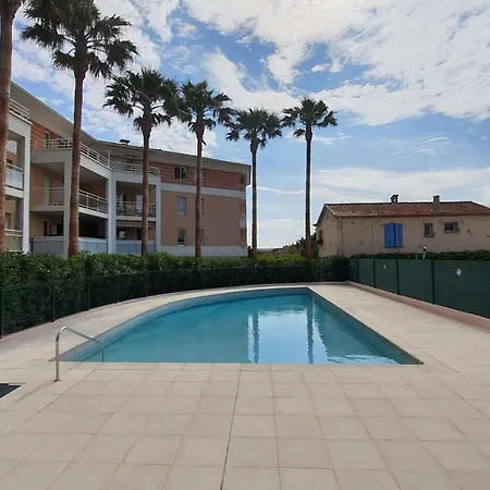 Apartamento Beautiful Apt With Terrace In